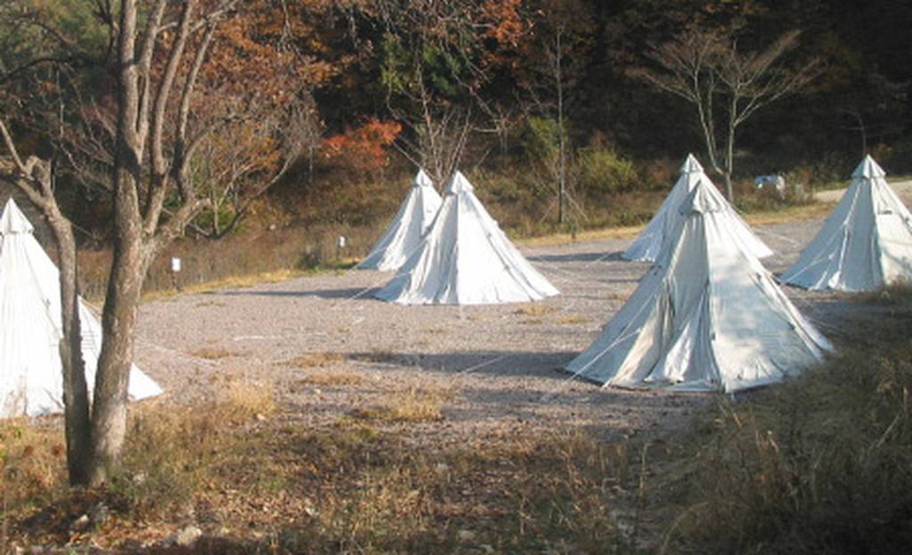 모험레포츠연수원 캠핑장