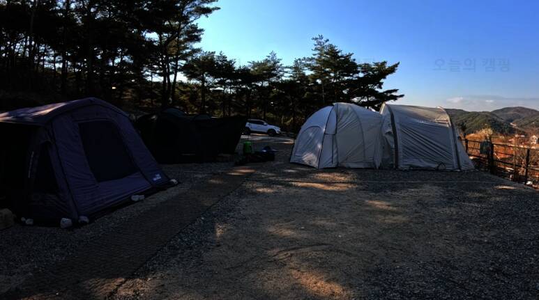 초롱별 야영장