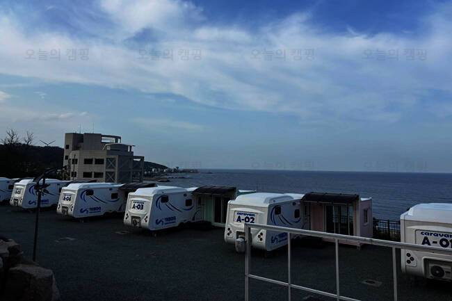 뷰델카라반펜션