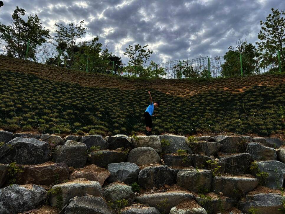 상무평화공원 캠핑장